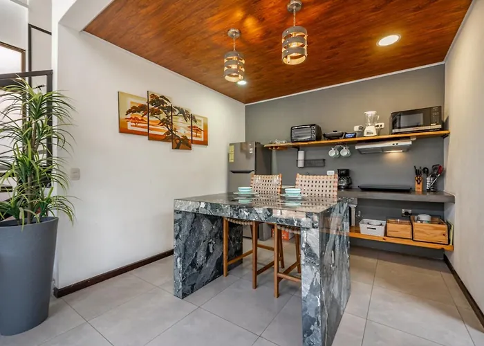 Zen House Hotel