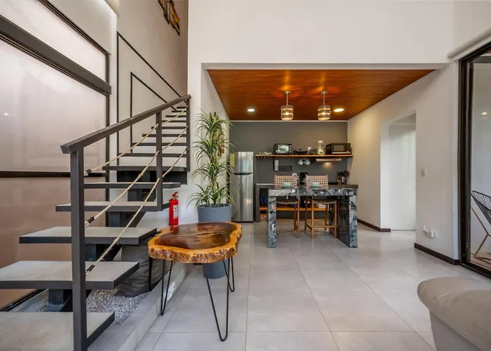Zen House Hotel *